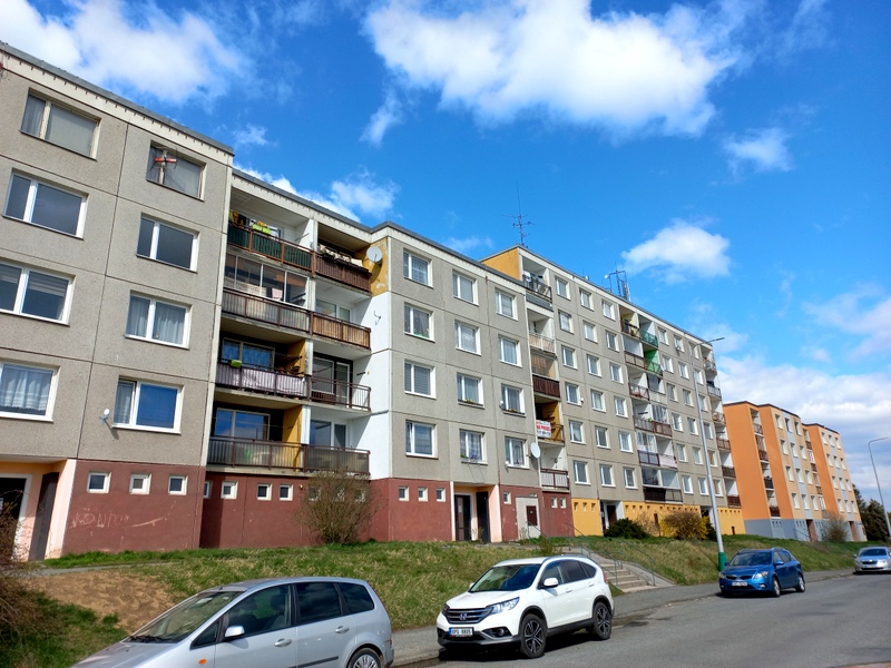 Prodej bytu 3+1 s lodžií, Stříbro, Třešňová ul.