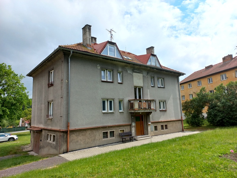 Prodej bytu 3+kk s park. místem, Tlučná u Plzně
